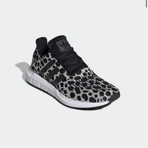 Adidas Swift Run Shoes Women